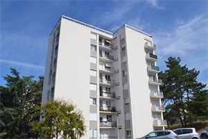 appartement à la vente -   86100  CHATELLERAULT, surface 75 m2 vente appartement - APR584620